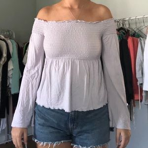 AMERICAN EAGLE off the shoulder top